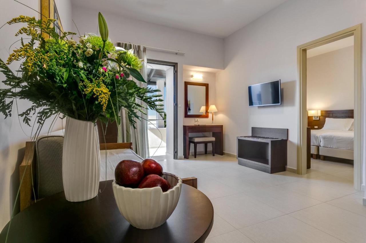 Porto Platanias - Casa Di Porto Lägenhet Exteriör bild